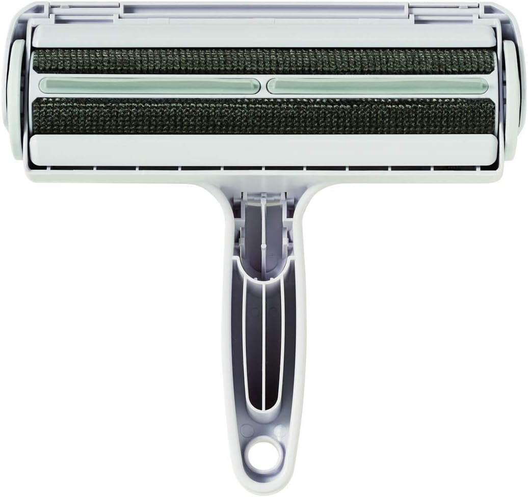 Pet Hair Remover Roller – Reusable & Self-Cleaning, Removes Dog & Cat Fur from Furniture, Carpets & Clothes – No Tape or Batteries Required